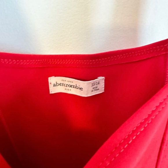 🧸 Abercrombie & Fitch red dress Sz. 13-14 but fits more like 9, 10 or 11 - Picture 4 of 5